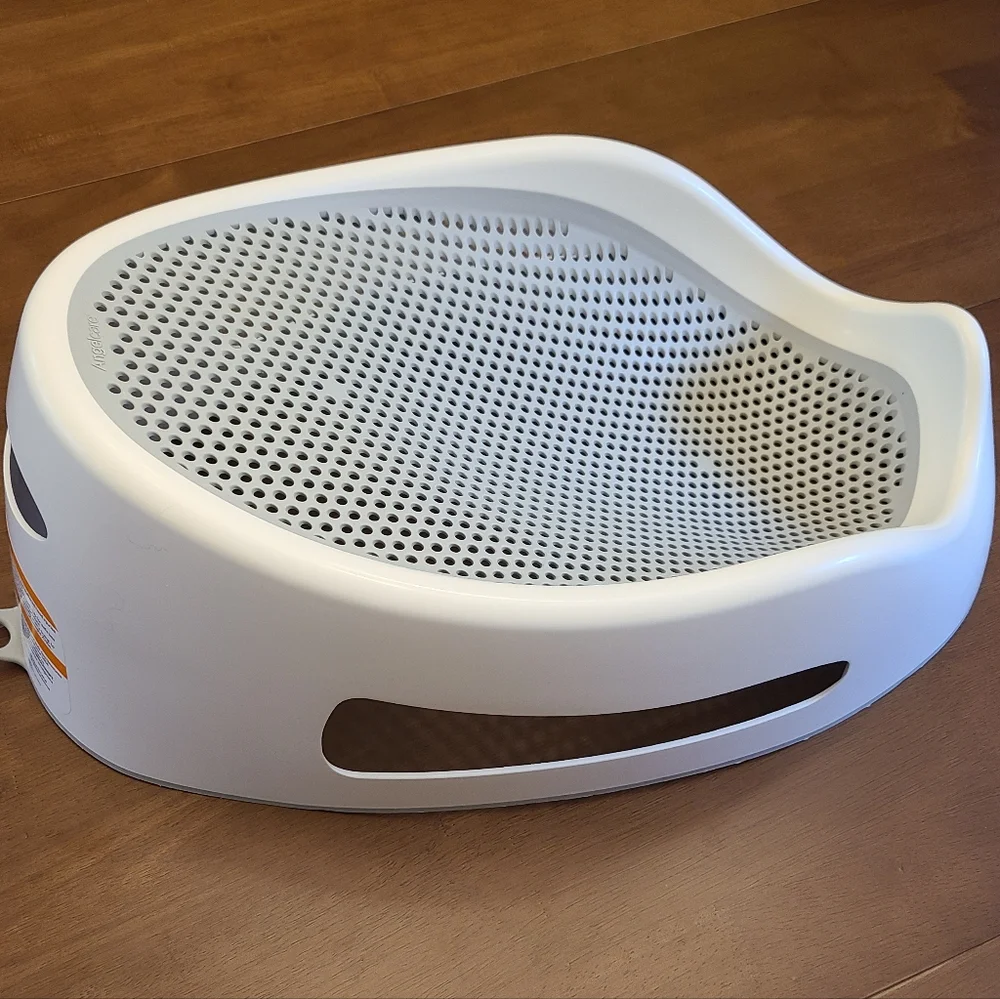 Angelcare White Baby Bath Support - Picture 2 of 4